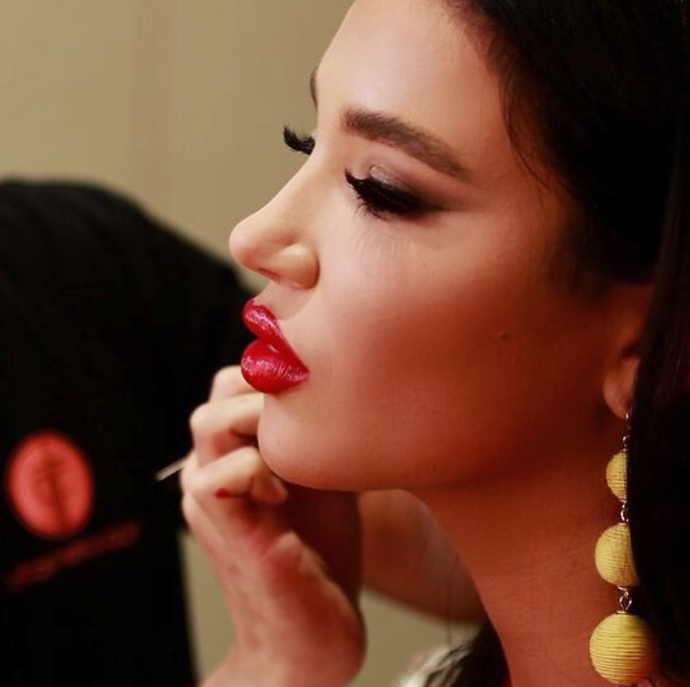 So you wanna be a makeup artist...