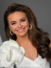 Load image into Gallery viewer, Teen Makeup Lessons - JULY 6, 7 or 8 - ages 12-17